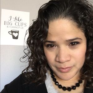 Meet your Posher, Noemi